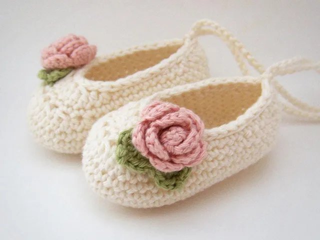 宝宝金丝绒线鞋编织方法是什么？