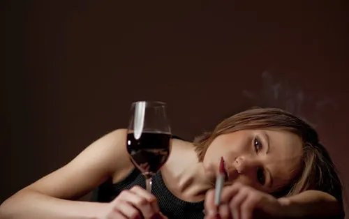 发现老公婚外情怎么办 老公出轨应该怎么办