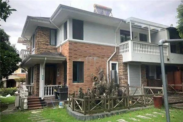 宁波一679万元别墅1元起拍,买拍卖房屋有啥隐藏风险吗?