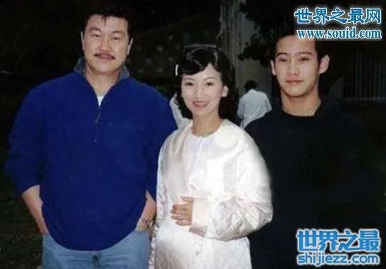 郑少秋赵雅芝的儿子是谁,两人绯闻不断的真相