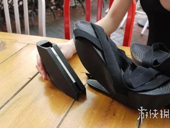 深圳美女黑客发明黑科技:工具藏在3D打印高跟鞋中!