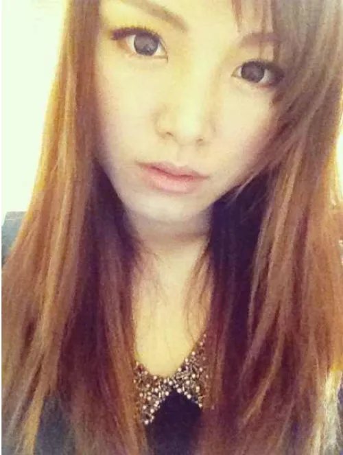 G1联赛线下决赛美女主持安蕾尔生活照