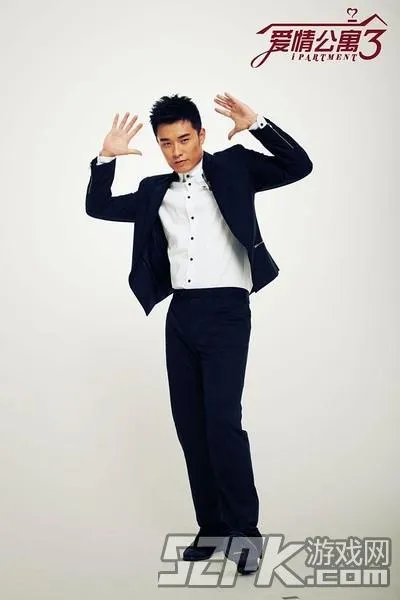 曾小贤参加LOL全明星表演赛 期待好男人怒拿草莓一血