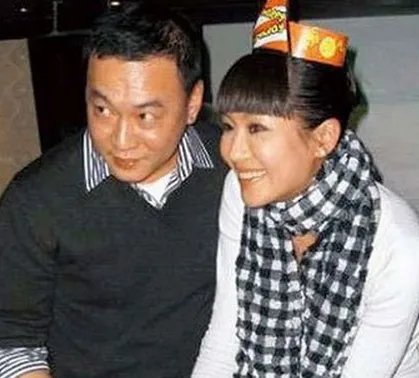 陈敏之男友是谁 与男友吃宵夜为避嫌前后脚离开