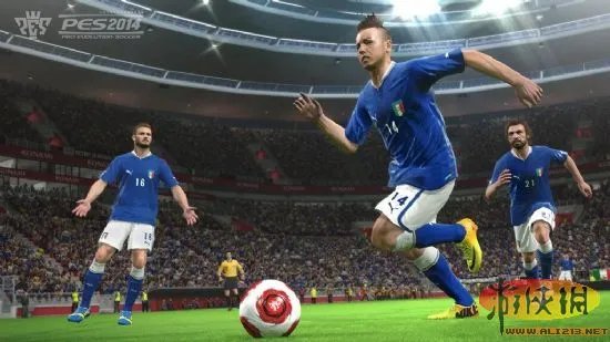 《实况足球2014》试玩版昨偷跑 提供四支球队