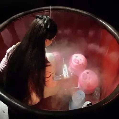 女星洗澡戏原来是这样拍的（图）