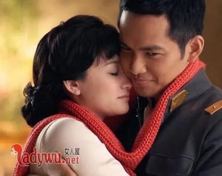 钟汉良喜欢李小冉吗有感情吗 钟汉良李小冉关系天涯