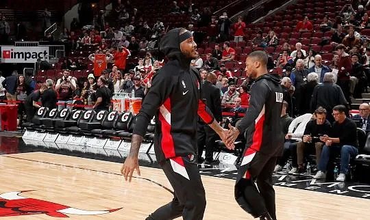 安东尼赢得了26分，利拉德为什么甘心做绿叶？