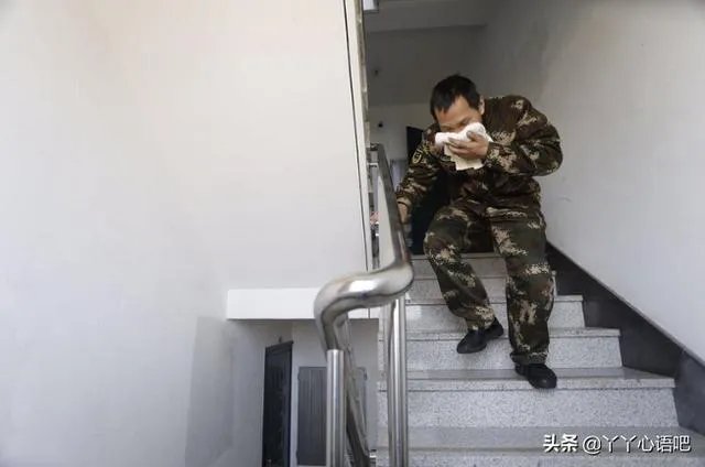 四川广汉鞭炮厂突发爆炸,现场生成巨大的蘑菇云,到底怎么回事?