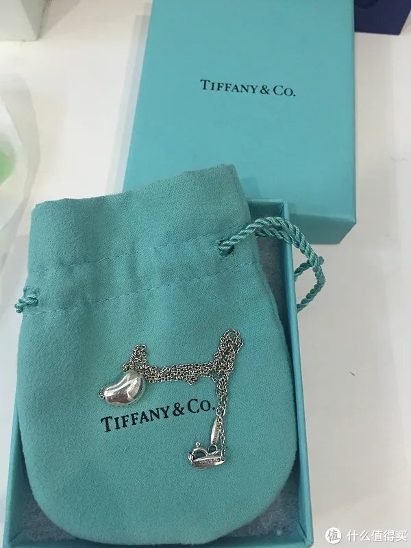 一个短脖女的项链世界——真人兽深度解毒