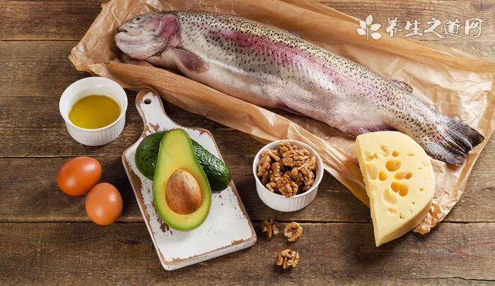 冬季皮肤干燥有哪些原因 秋冬季节皮肤干燥怎么办