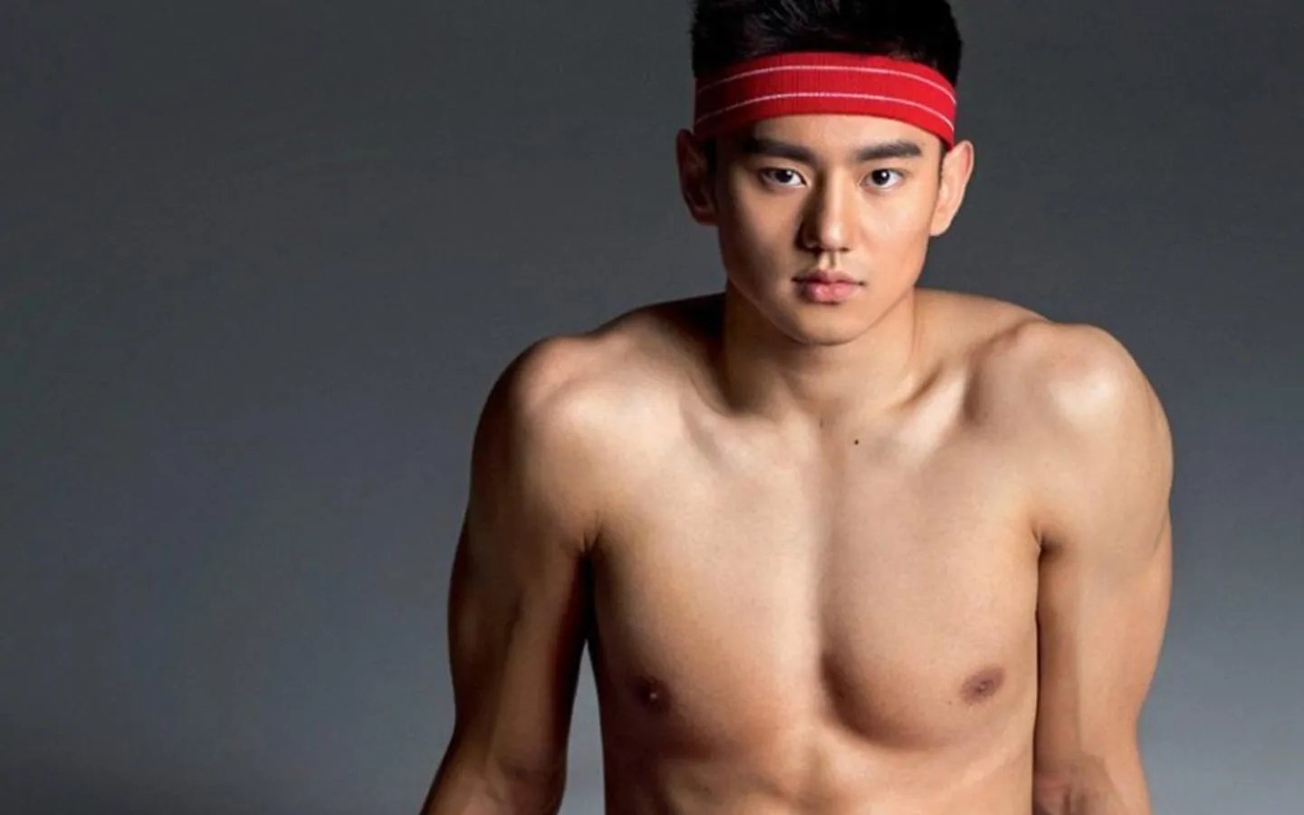 如何看待宁泽涛拍游泳课程拍出天价来救治先心病患儿？