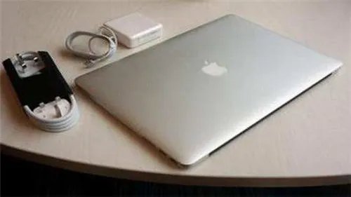 笔记本电脑价格表  2017买什么笔记本电脑更好