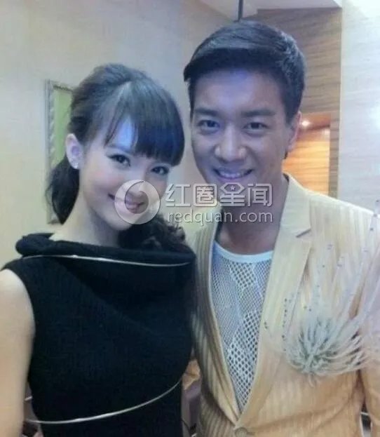 金晨整容前后照片 金晨黎诺懿是朋友吗