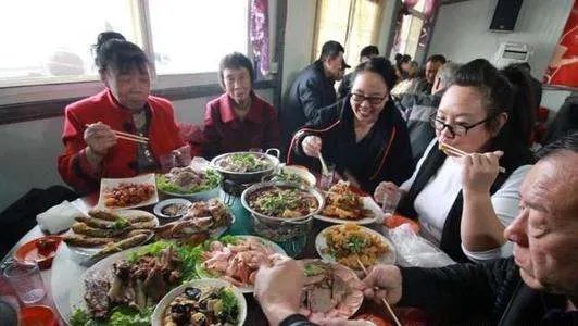 酒店评选不合格菜品处罚厨师,处罚规定是什么?