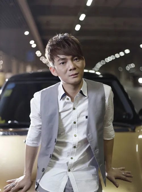 六哲个人资料真名 六哲的经典代表歌曲