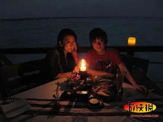 深圳16岁顶级富二代：女友无数 玩三国杀爱COS