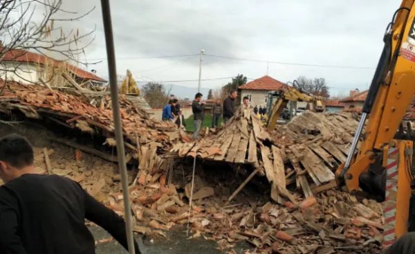 爱琴海地震已致土耳其20人遇难,救援行动进行的如何了?