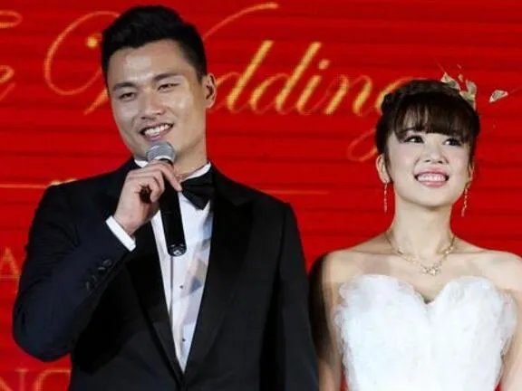 郜林王晨家庭背景曝光  为何王晨曾被骂小三