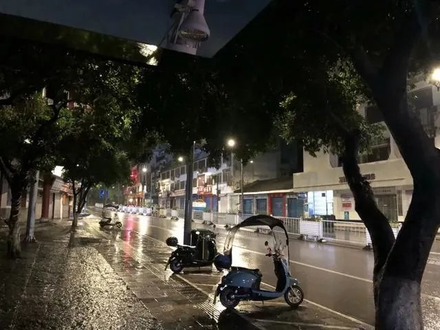 桂林阳朔一日游最佳路线（桂林阳朔三日游攻略）