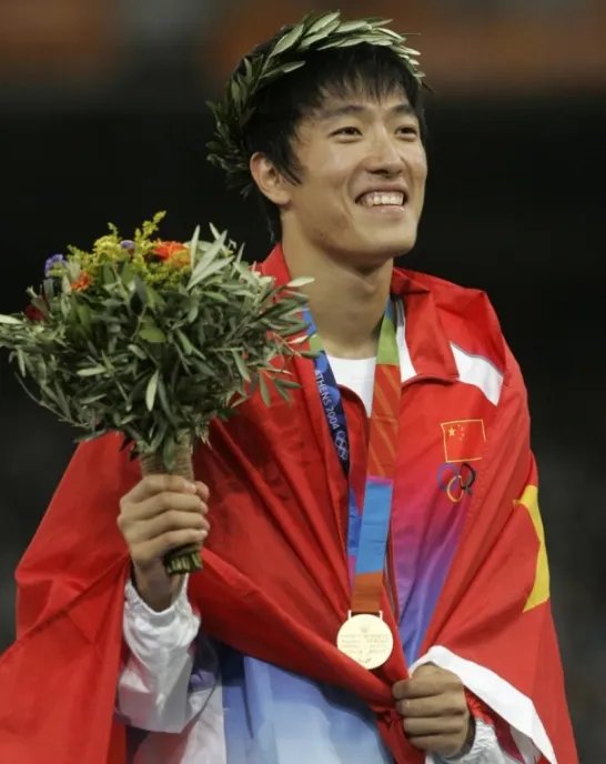 东京奥运会开幕式主办方放精彩时刻,致敬科比、刘翔和朱婷了吗?