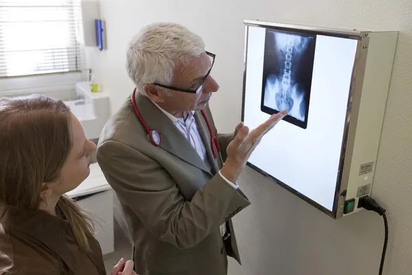 上海仁济医院4月停诊安排