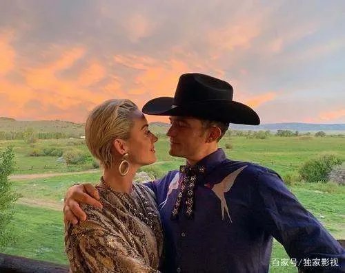 35岁水果姐宣布怀孕，曾因拒绝要孩子离婚的她，为何下定决心生育呢？