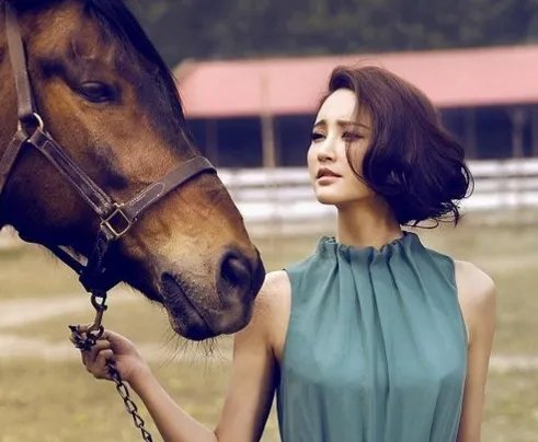 张韵艺和老公图片曝光 离婚后首谈生活坦言不觉得“衰”