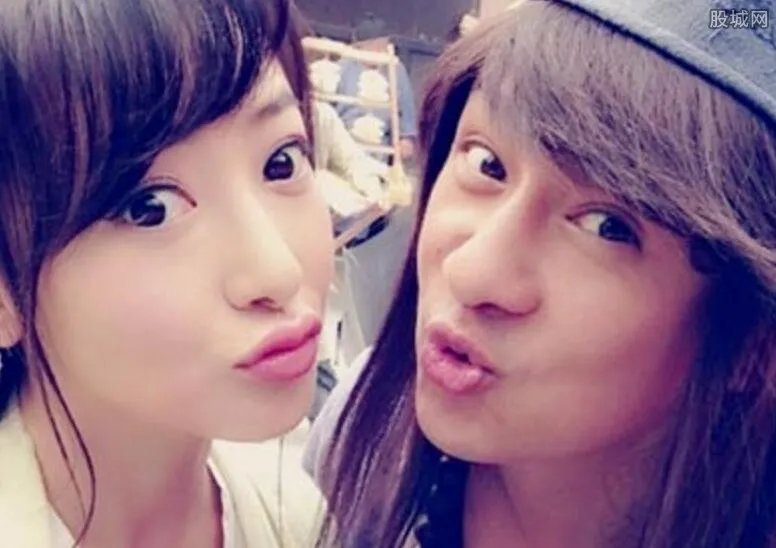 陈浩民的老婆是谁 一子三女家庭幸福