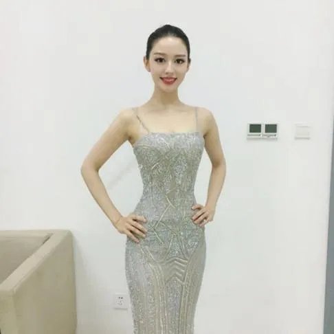 郎朗老婆吉娜的资料及家世