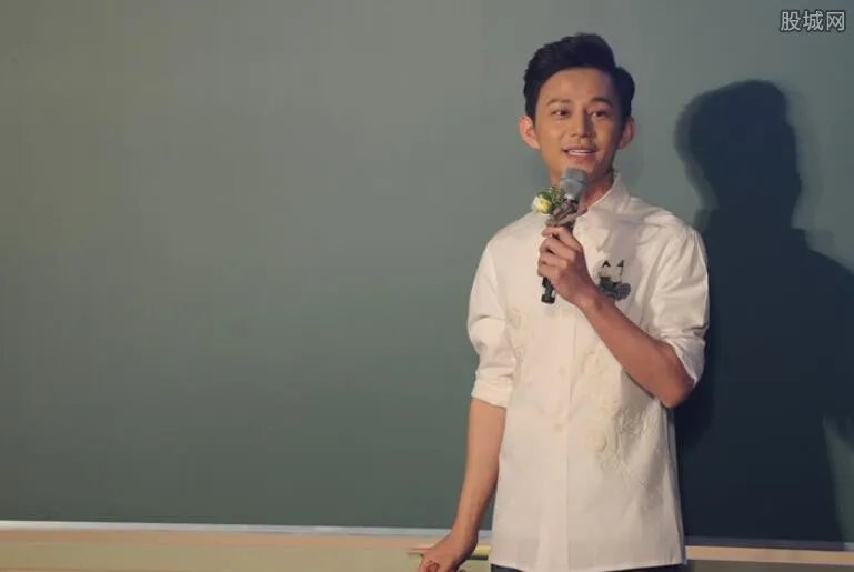 14岁女生跑长沙看何炅 14岁女生为见何炅离家出走