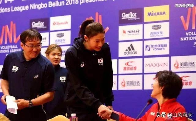 朱婷说金软景一直是自己的偶像，金软景则说朱婷一传不如自己，对此你怎么看？