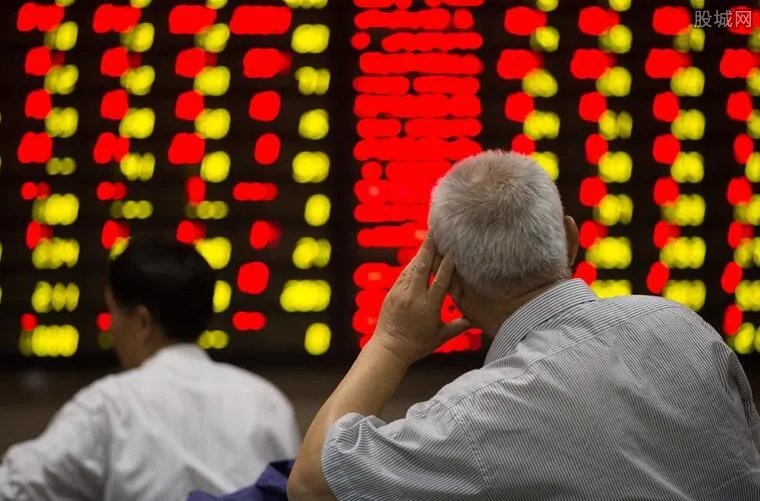 猪年首张监管罚单 三位牛散一路高调增持被罚