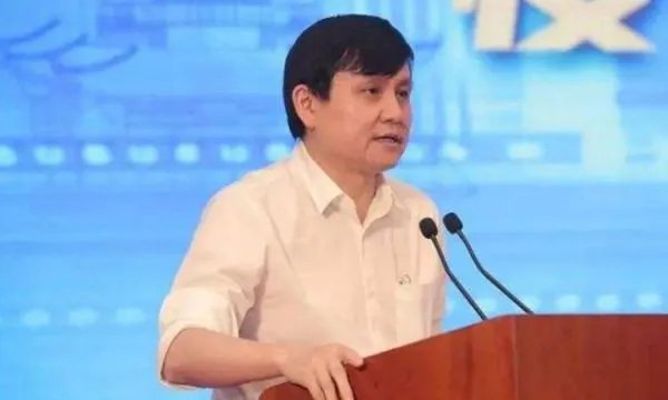 张文宏获中国医师奖，他对我国医学有什么贡献？