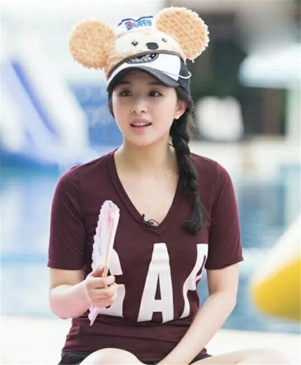 张含韵失业五年无人理现在怎么样了 张含韵算几线演员有多少资产