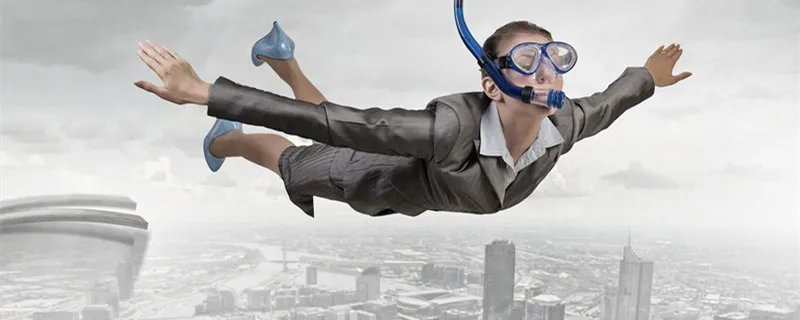 自由落体定律由谁发现的 自由落体定律是谁发现的