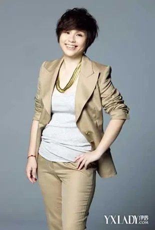 龙丹妮李维嘉结婚照疑似曝光　揭嘉嫂资料