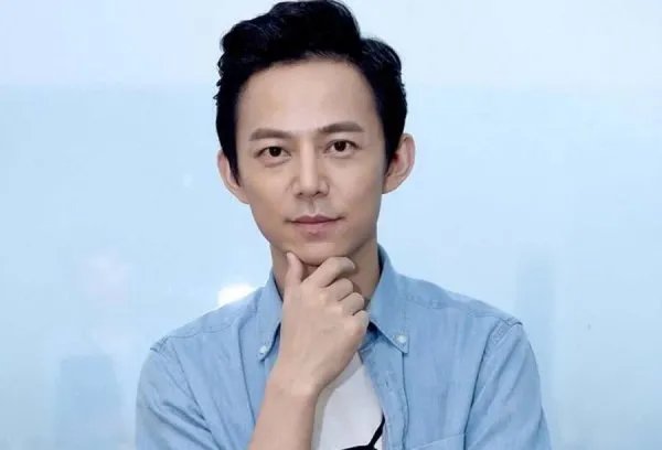 费启鸣方辟谣与何炅牵手，网上的爆料真的是无中生有吗？