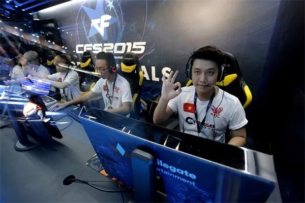 CFS2015世界总决赛开战 首日比赛精彩图集