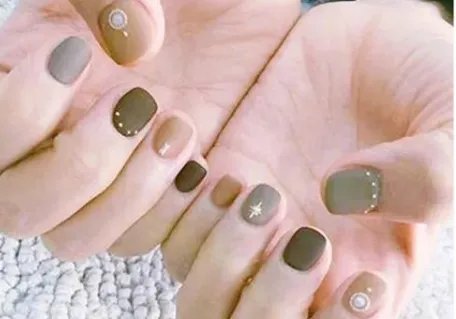 胖女孩美甲 适合手短胖的美甲图片