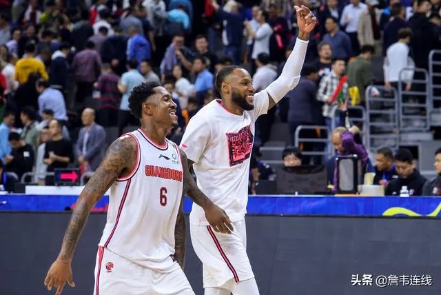 易建联29分7篮板率广东大胜山东豪取12连胜,本赛季广东连冠是不是板上钉钉了?