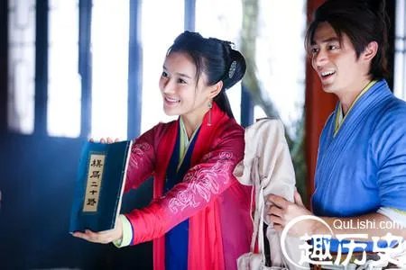 笑傲江湖中令狐冲为什么没有和东方不败在一起?