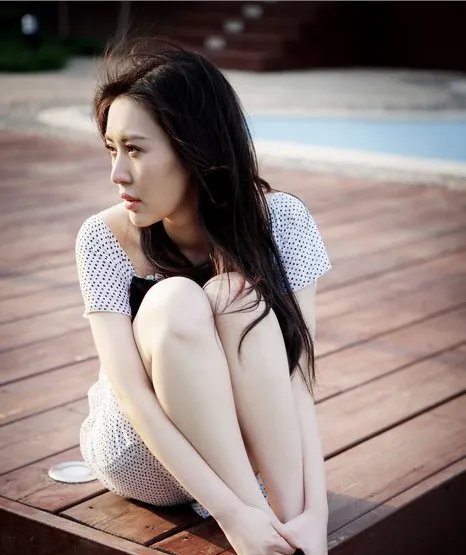 王石女友田朴珺《甄嬛传》剧照 身份背景大揭密