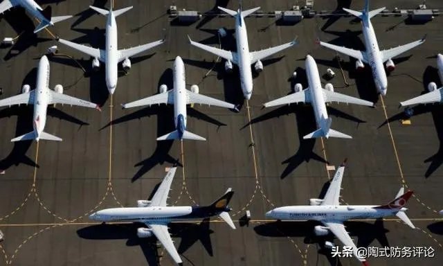 因疫情美国交通瘫痪,超400架飞机停满荒漠,堪称“飞机墓场”,如何评价?