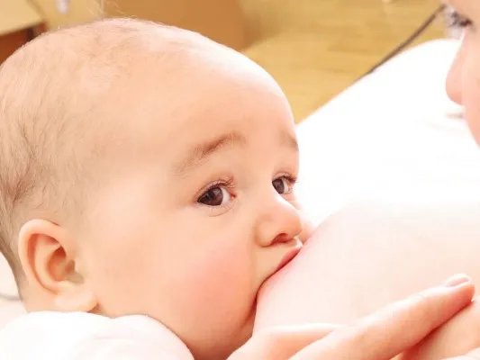 哺乳的保健护理