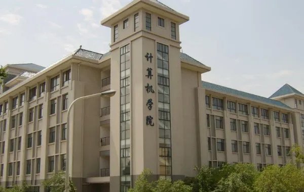 北京5所高校确定开学时间,你认为现在应该开学吗?