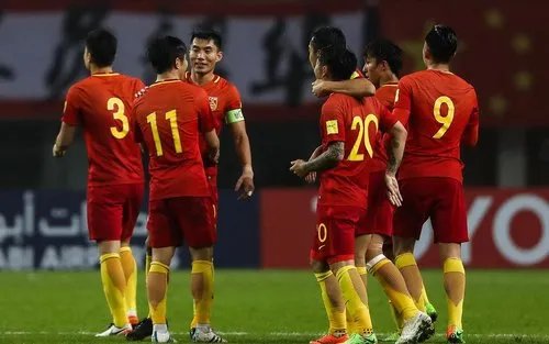 国足战伊朗首发名单有哪些人？