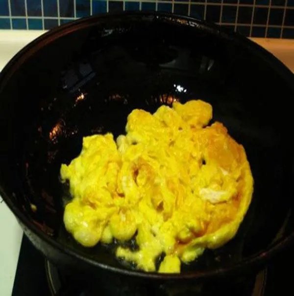 黑木耳一天吃多少算适量?该怎么吃法?