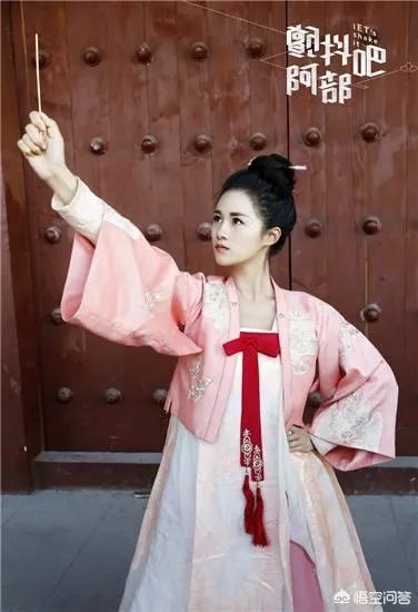 有什么好看的古装剧穿越剧求推荐?