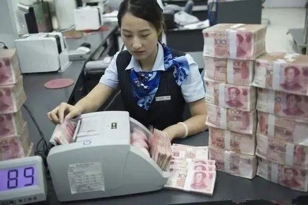 河南村镇银行案再抓多人，这起事件的最终的处置方案是怎样的？